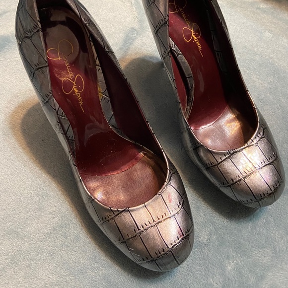Jessica Simpson Silver Heels - Picture 9 of 16